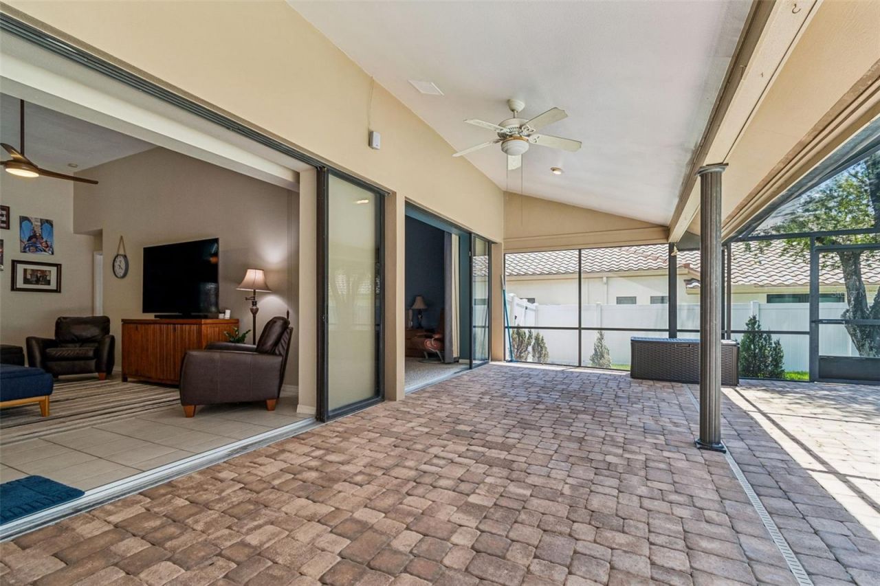 2937 Hillcreek Circle S, Clearwater, FL 33759 Photo