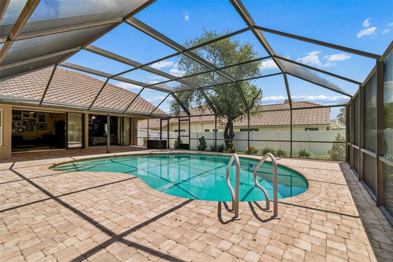 2937 Hillcreek Circle S, Clearwater, FL 33759 Photo