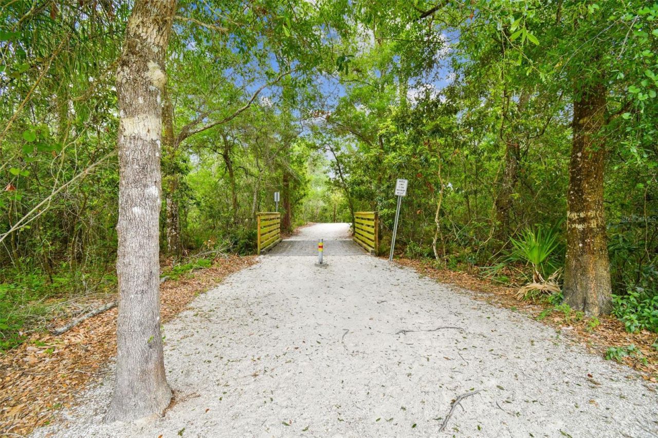 2937 Hillcreek Circle S, Clearwater, FL 33759 Photo