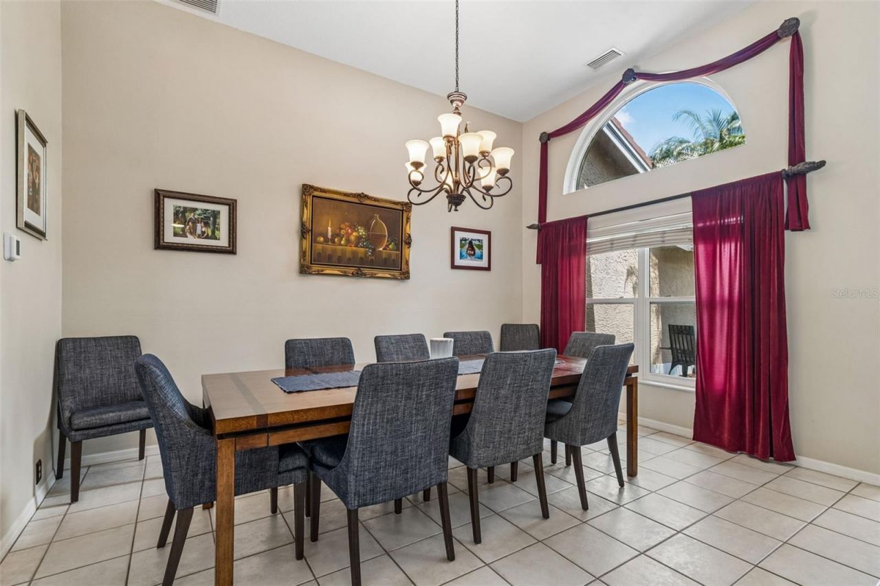 2937 Hillcreek Circle S, Clearwater, FL 33759 Photo