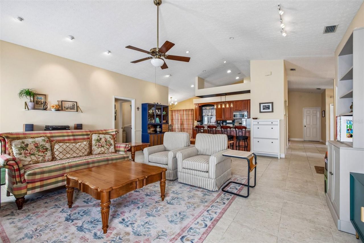 3949 Appletree Drive, Valrico, FL 33594 Photo