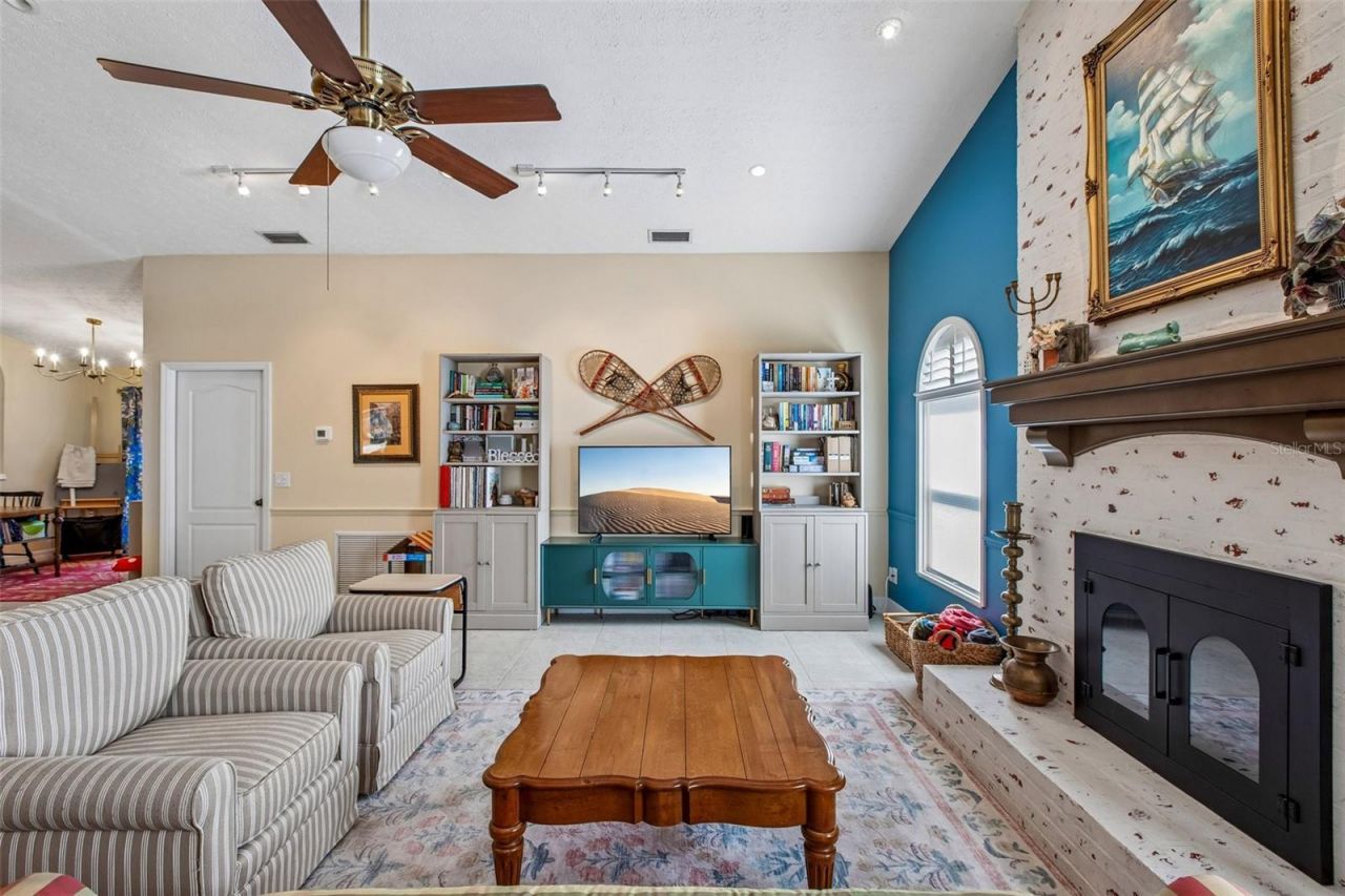 3949 Appletree Drive, Valrico, FL 33594 Photo