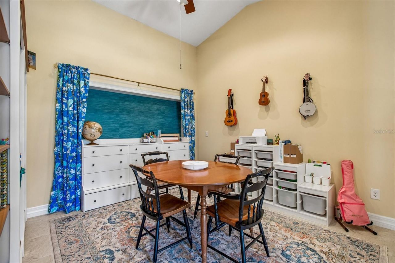 3949 Appletree Drive, Valrico, FL 33594 Photo