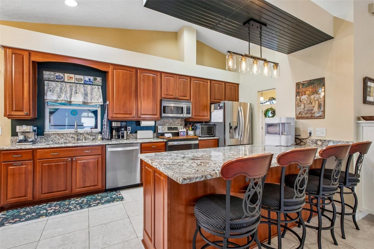 3949 Appletree Drive, Valrico, FL 33594 Photo