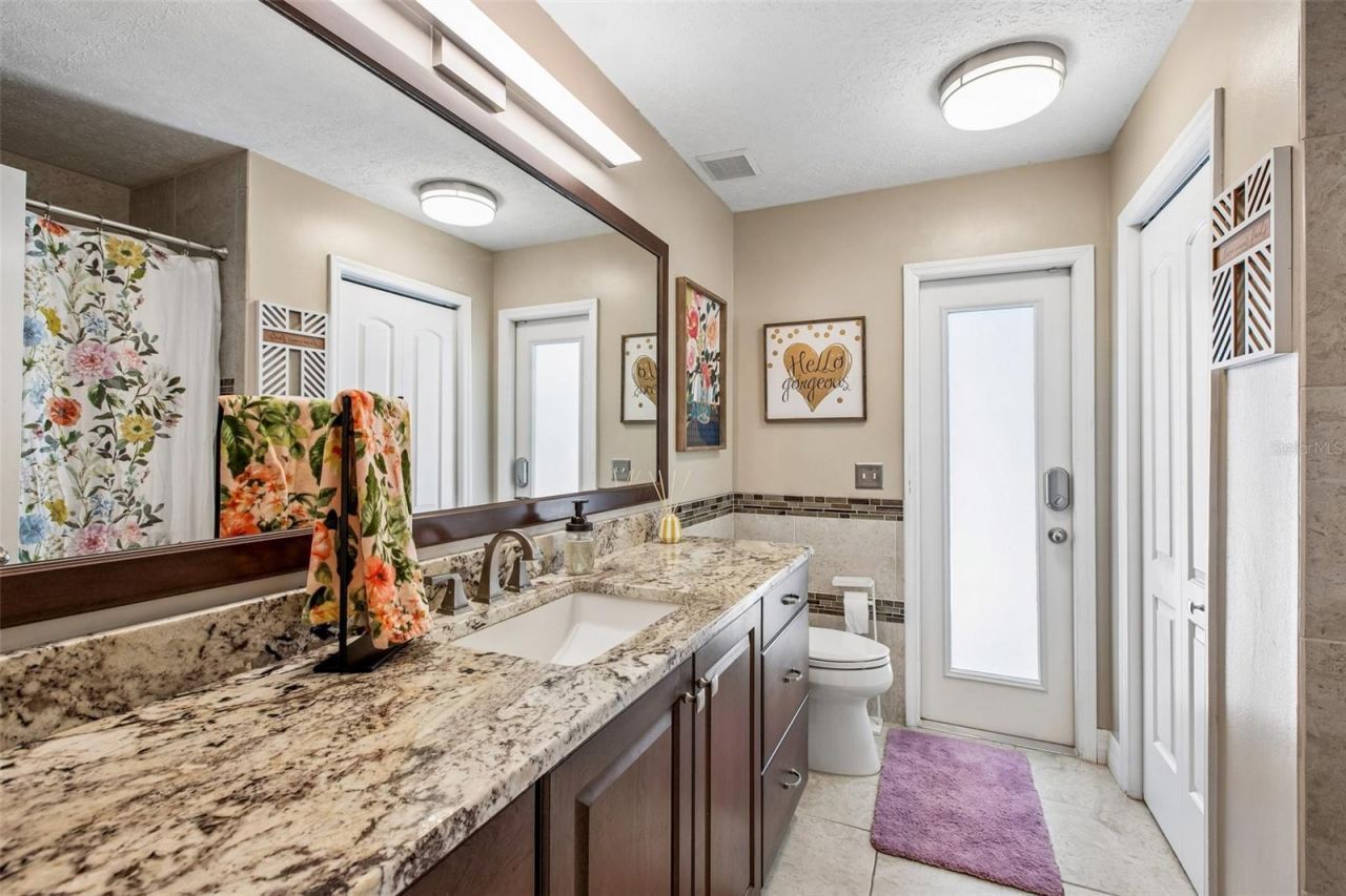 3949 Appletree Drive, Valrico, FL 33594 Photo