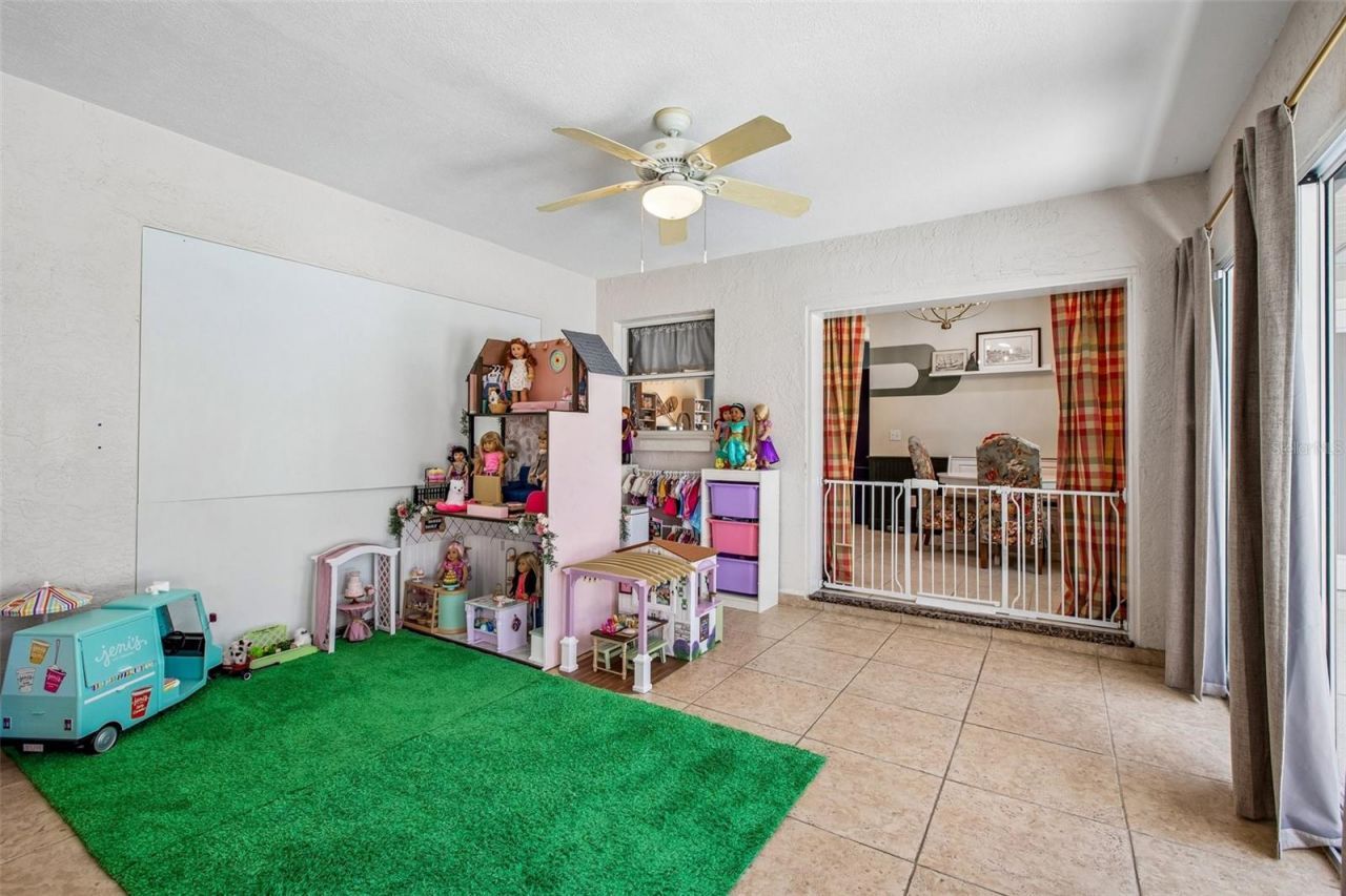 3949 Appletree Drive, Valrico, FL 33594 Photo