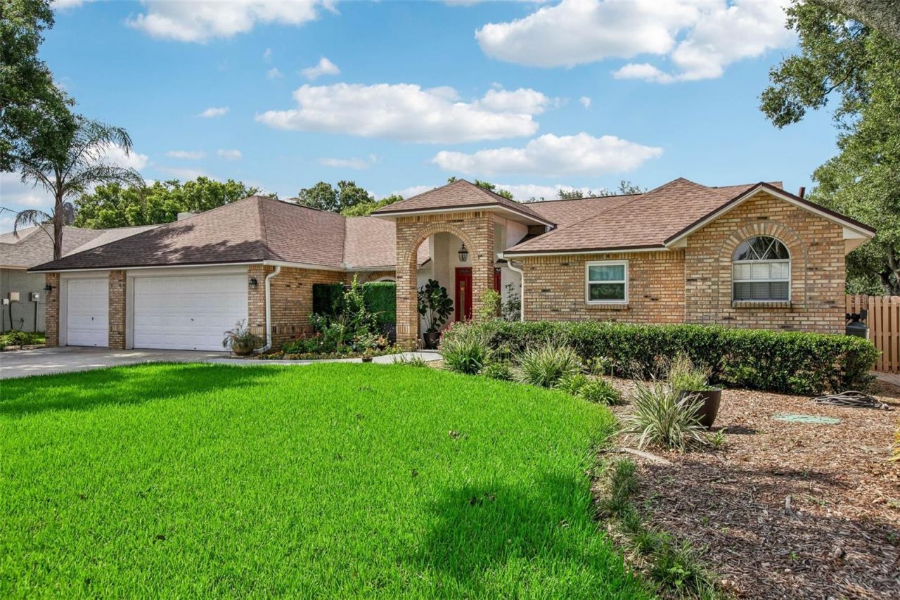 3949 Appletree Drive, Valrico, FL 33594 Photo