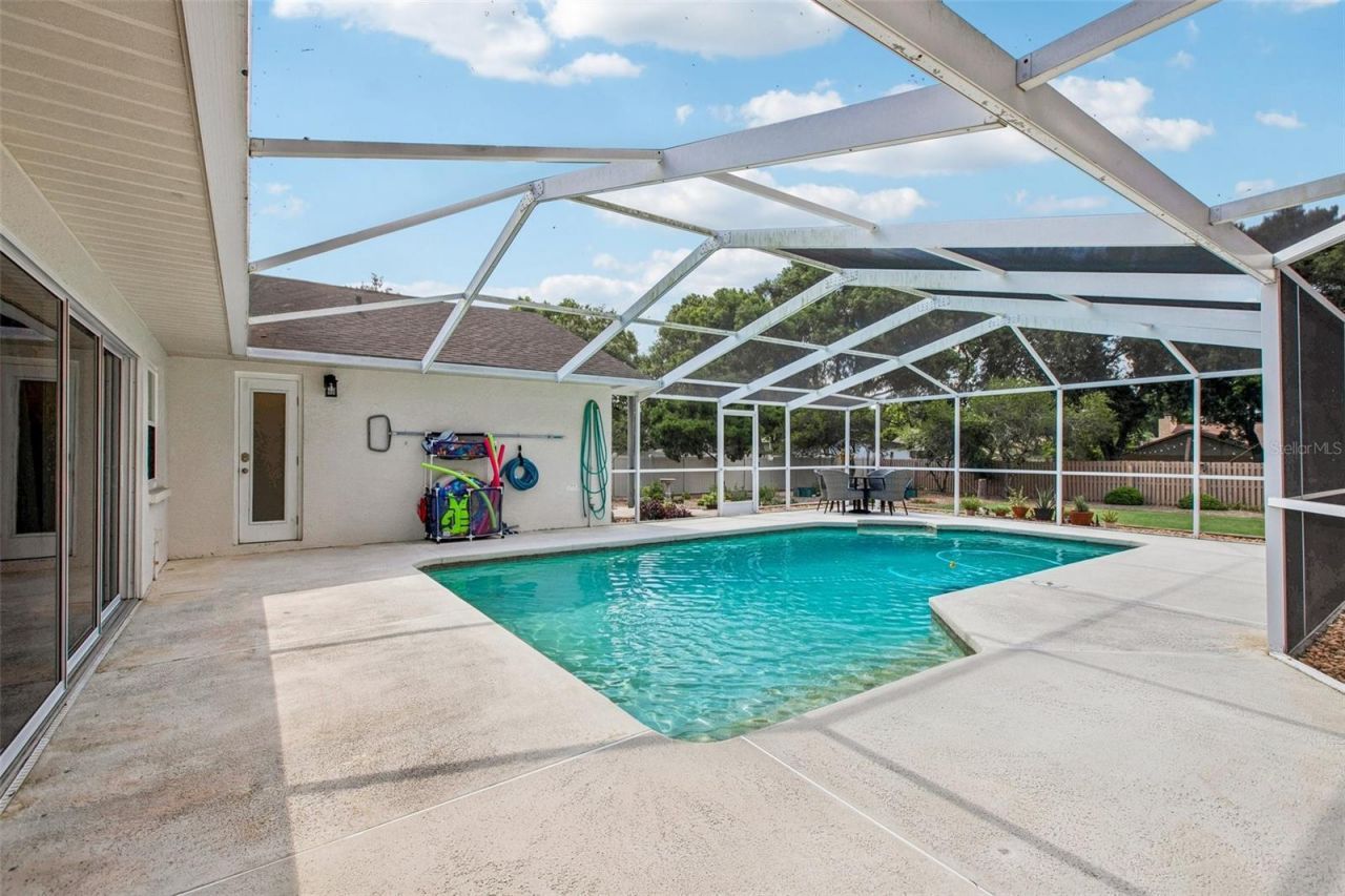 3949 Appletree Drive, Valrico, FL 33594 Photo