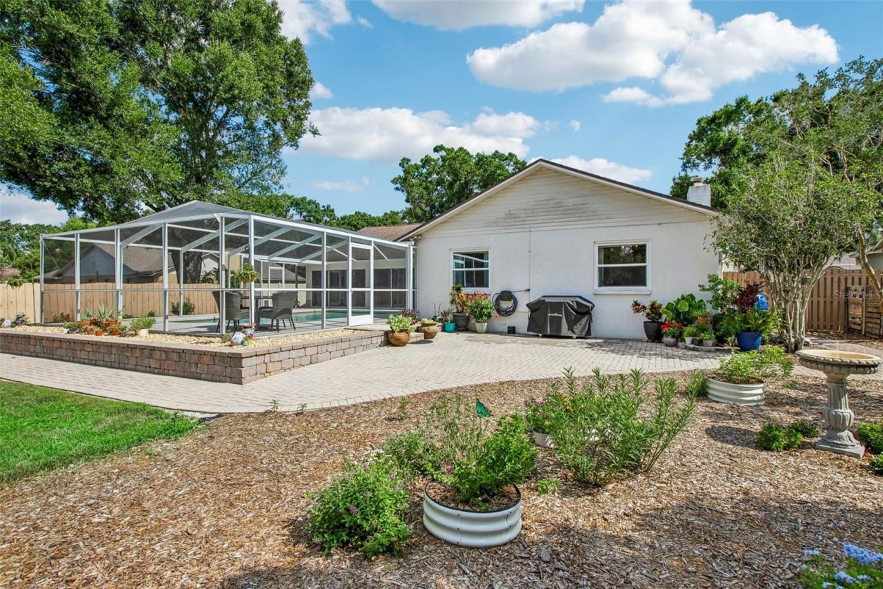 3949 Appletree Drive, Valrico, FL 33594 Photo