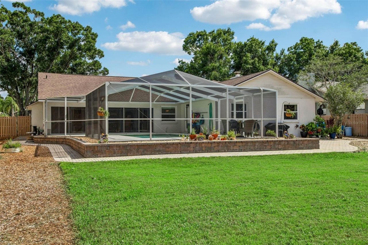 3949 Appletree Drive, Valrico, FL 33594 Photo