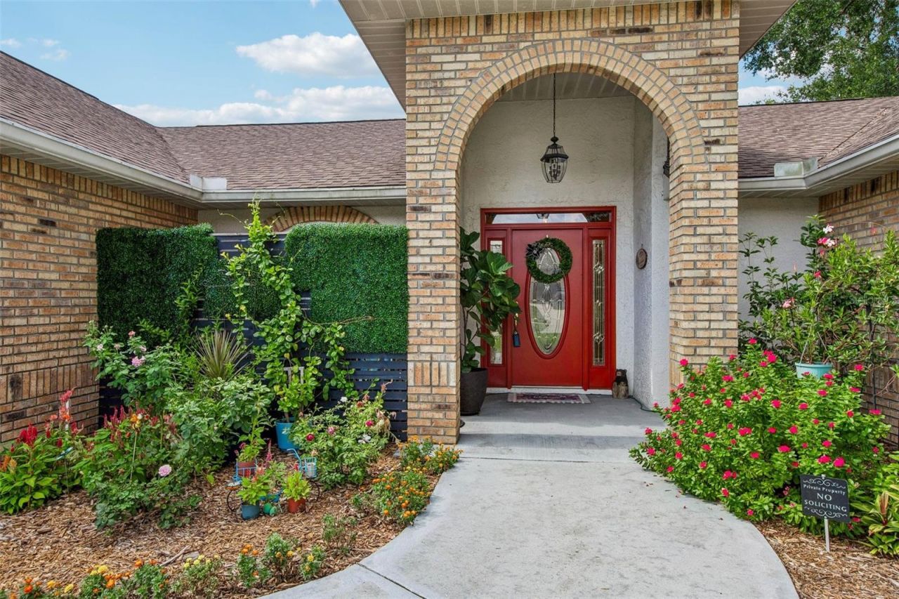 3949 Appletree Drive, Valrico, FL 33594 Photo