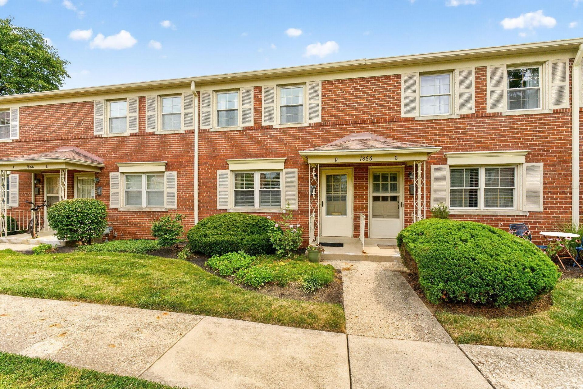 1866 Northwest Boulevard, Unit 16D, Columbus, OH 43212 Main Photo