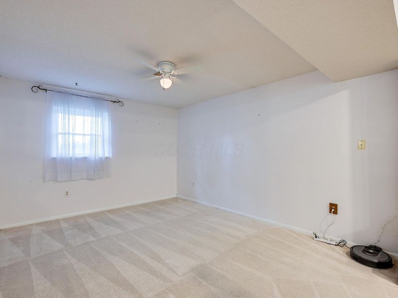 2054 Decker Court, Columbus, OH 43235 Photo 23