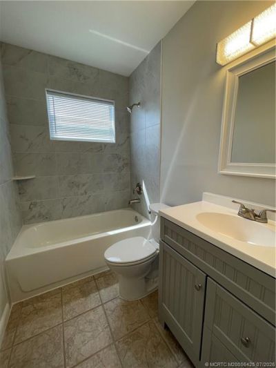 661 Hernando Street, Unit 10, Fort Pierce, FL 34949 Photo