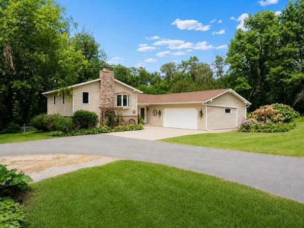 1709 60th Avenue SE, Rochester, MN 55904