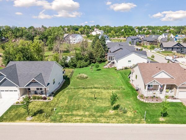 1946 Woods Point , Waconia, MN 55387