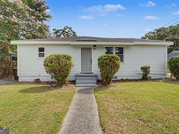 1301 E 68th Street, Savannah, GA 31404