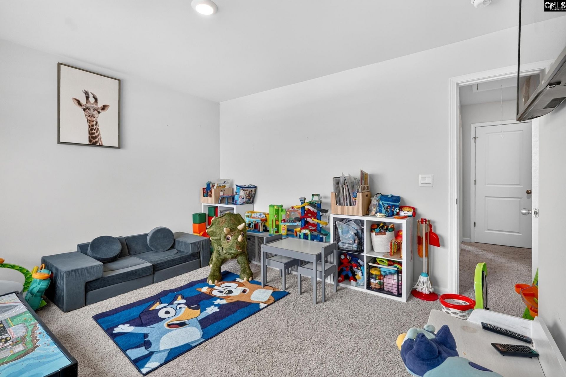 625 Henry James Road  Photo 32