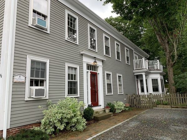 66 Purchase St, Newburyport, MA 01950