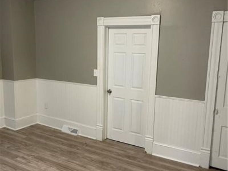 7110 Lawn Avenue, Cleveland, OH 44102 Photo 15