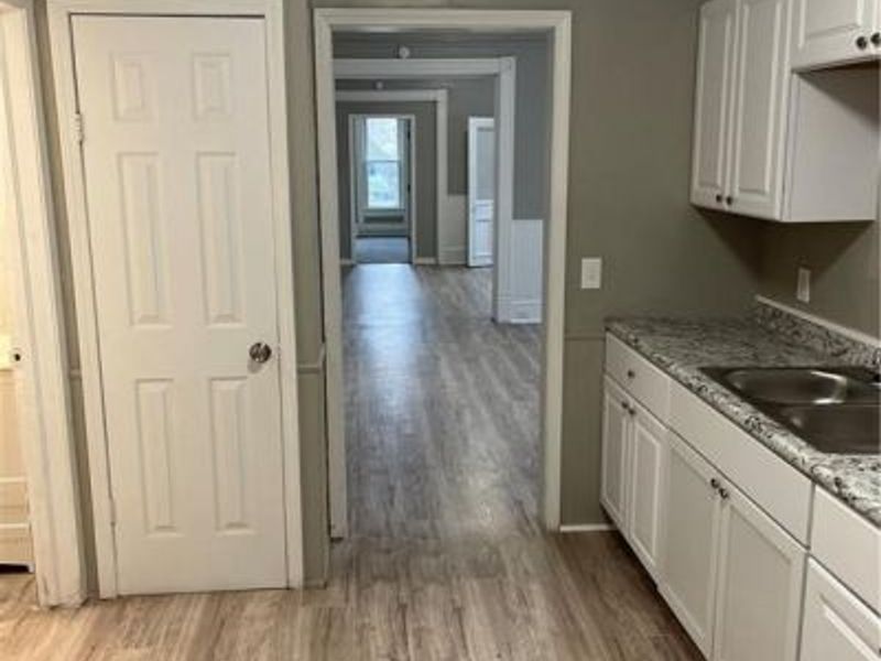 7110 Lawn Avenue , Cleveland, OH 44102 Photo 16