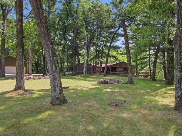 3153 Deerfield Road, Eau Claire, WI 54701