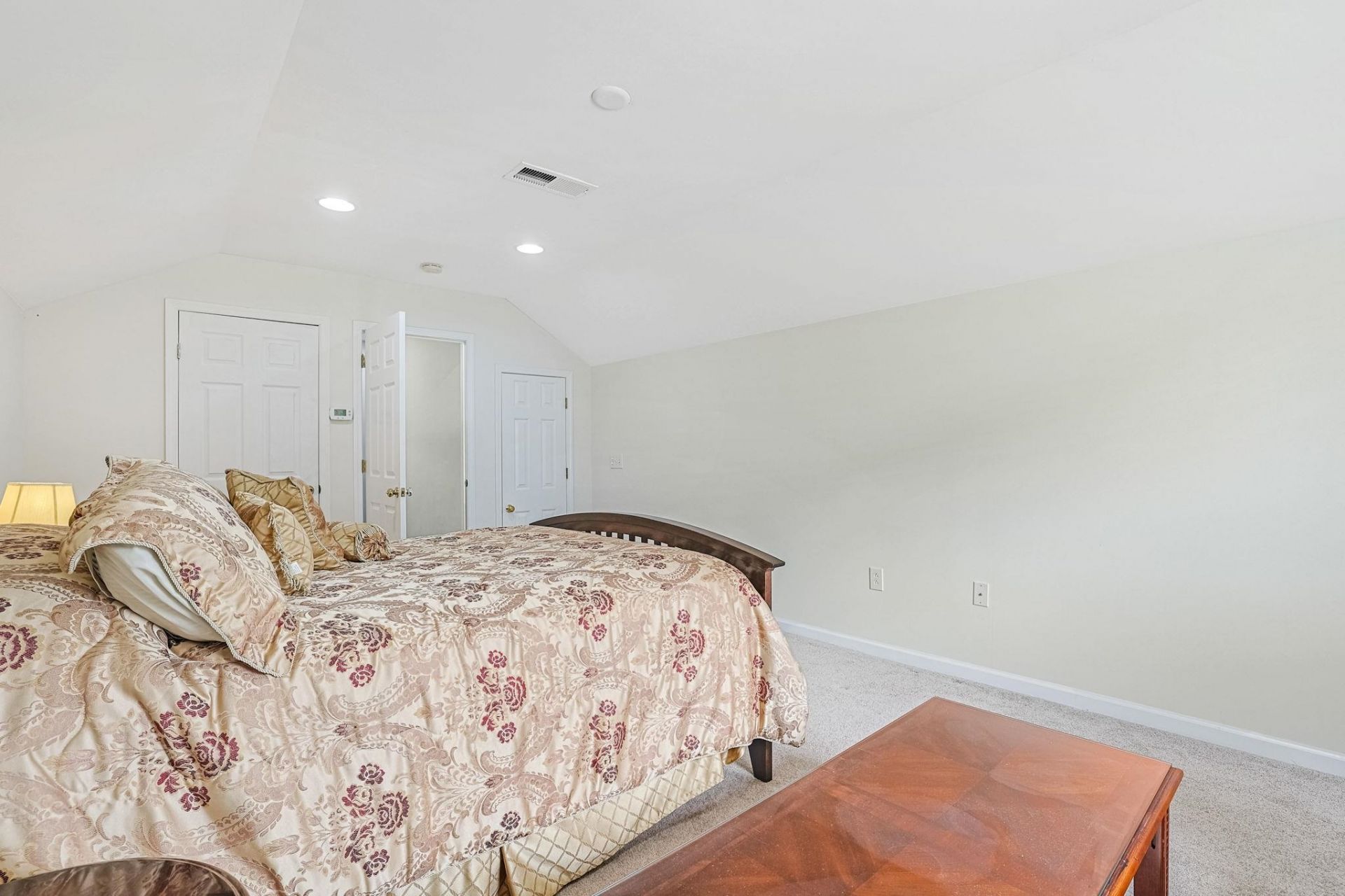 3456 Arrowhead Blvd.  Photo 33