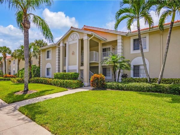 7754 Emerald CIR, Unit T202, NAPLES, FL 34109