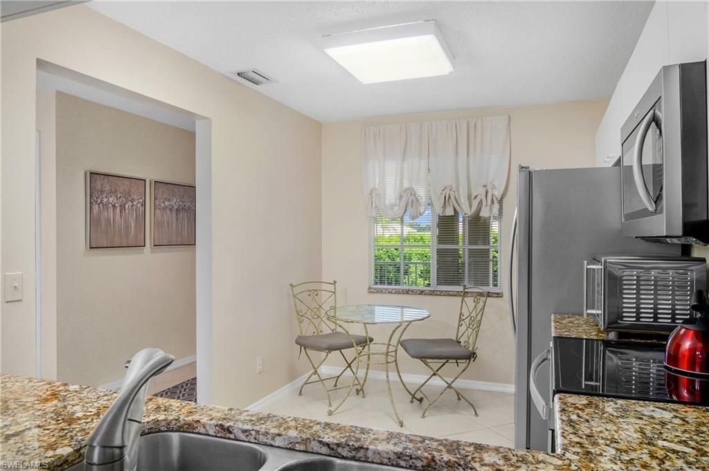 7754 Emerald Cir, Unit T202, Naples, FL 34109 Photo