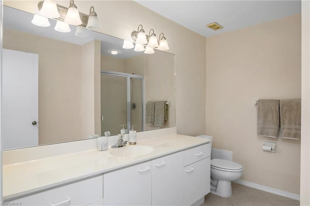 7754 Emerald Cir, Unit T202, Naples, FL 34109 Photo