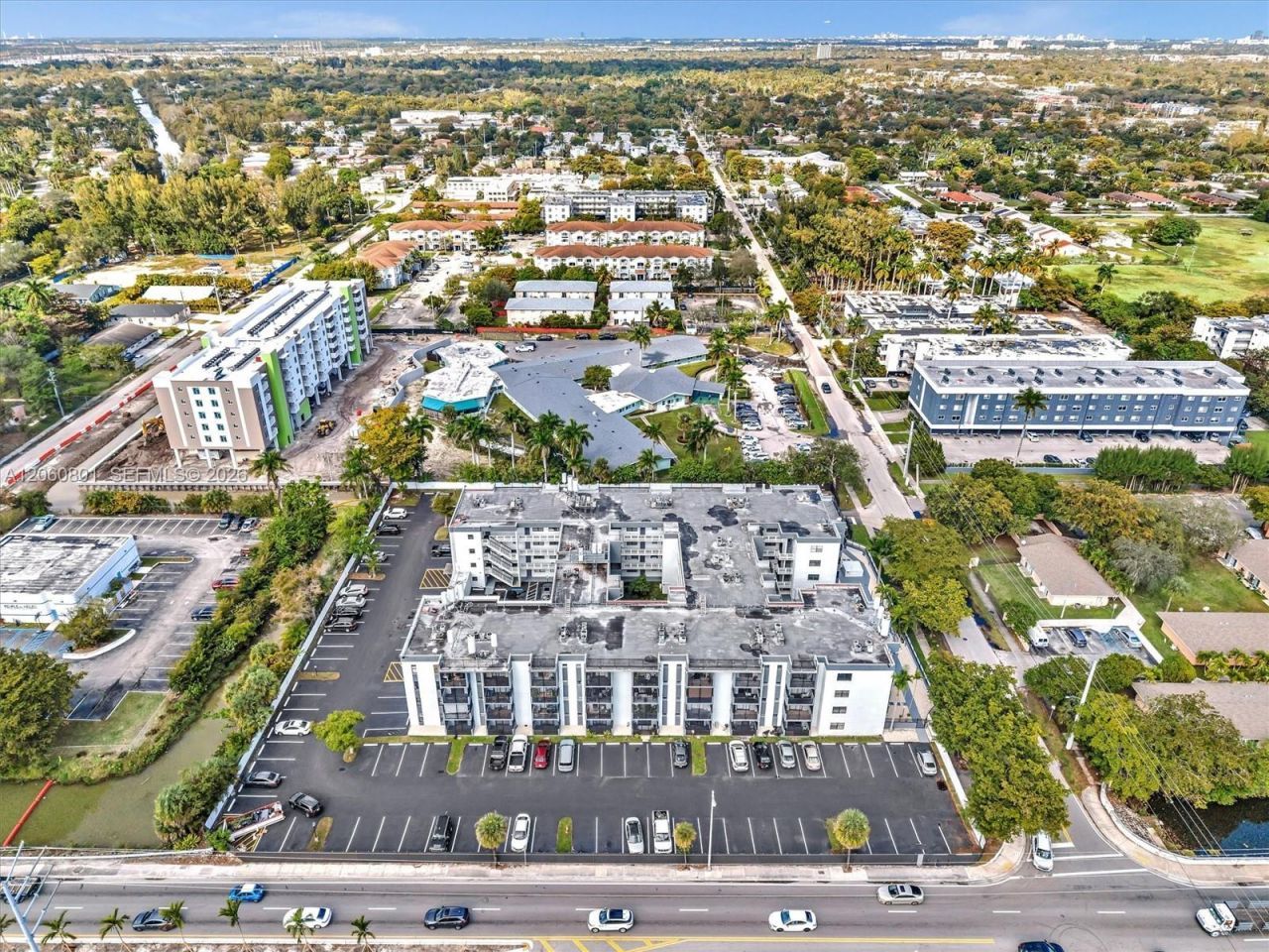 13500 NE 3rd Ct , Unit 121, North Miami, FL 33161 Photo