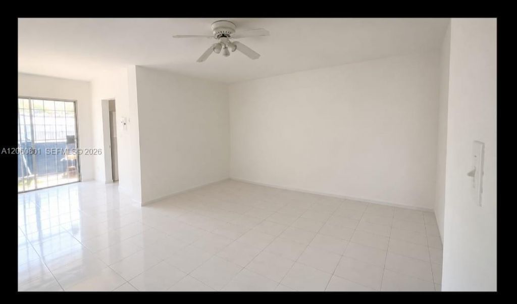 13500 NE 3rd Ct , Unit 121, North Miami, FL 33161 Photo