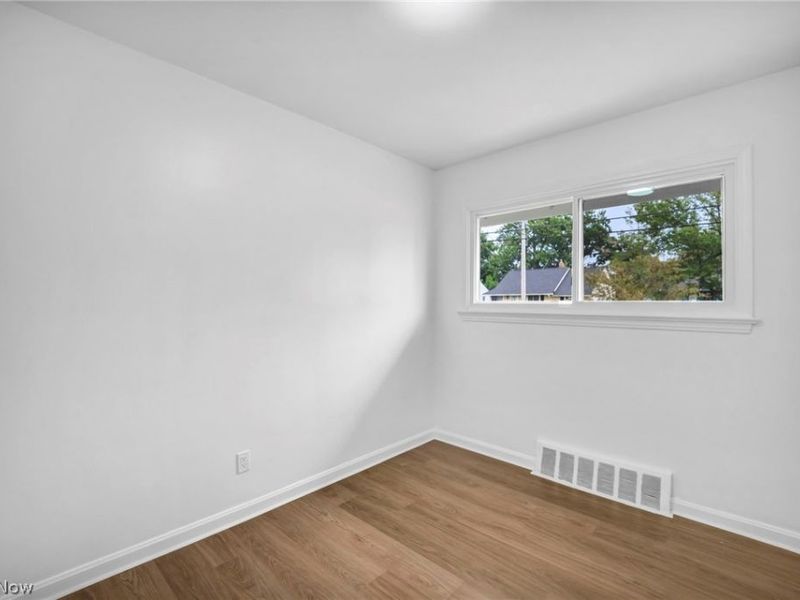 4102 E 189th Street , Cleveland, OH 44122 Photo 13