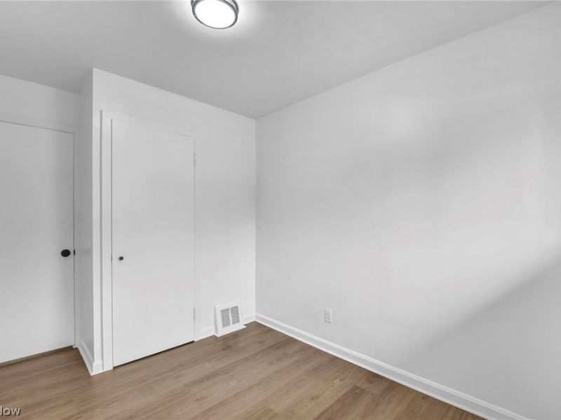 4102 E 189th Street , Cleveland, OH 44122 Photo 14