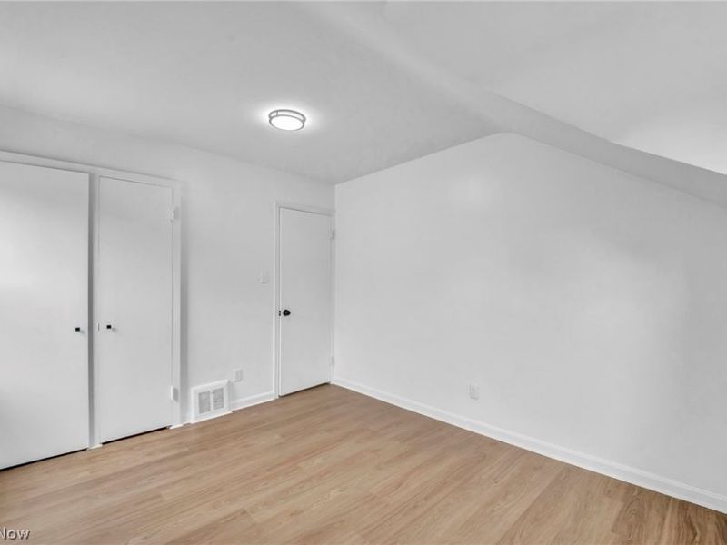 4102 E 189th Street , Cleveland, OH 44122 Photo 18