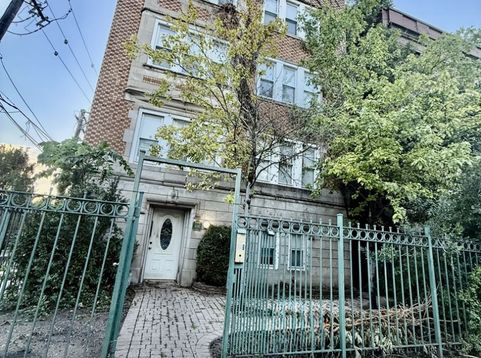 Main Photo
