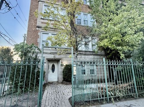 Main Photo
