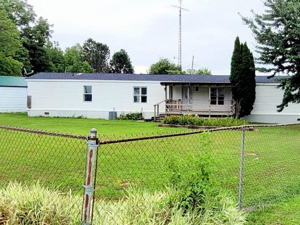 7148 E 470 N, Camden, IN 46917