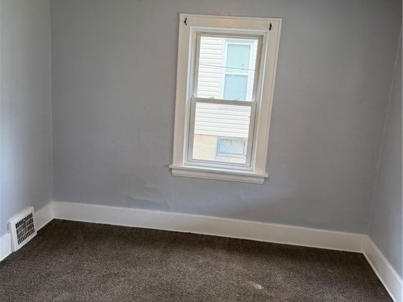 1372 Andrus Street , Akron, OH 44301 Photo 11