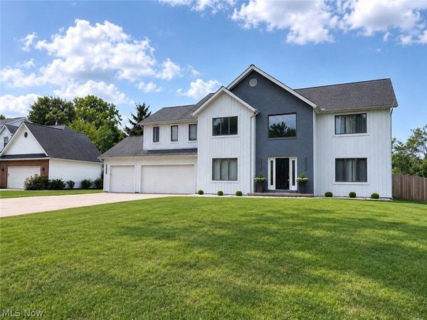 608 Dewitt Drive , Highland Heights, OH 44143