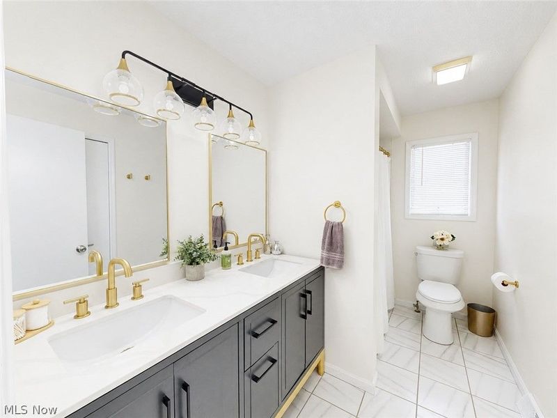 608 Dewitt Drive , Highland Heights, OH 44143 Photo 21