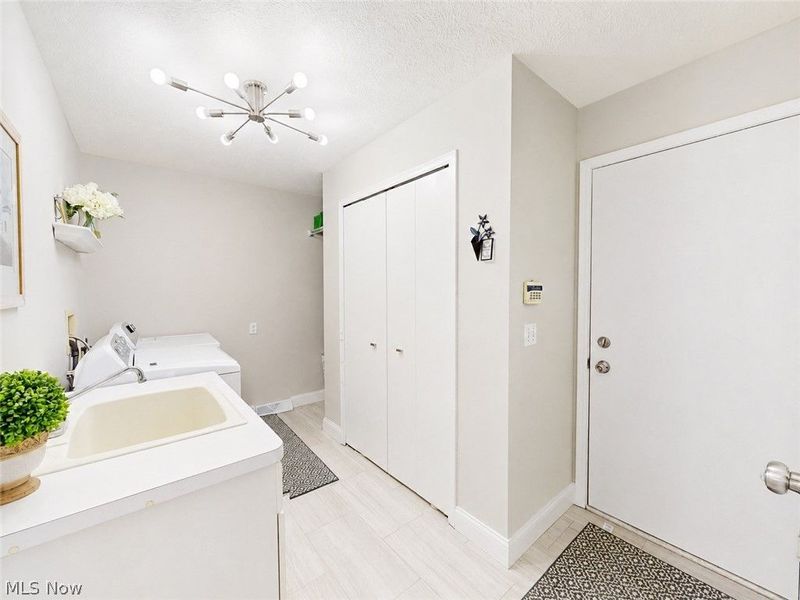 608 Dewitt Drive , Highland Heights, OH 44143 Photo 35