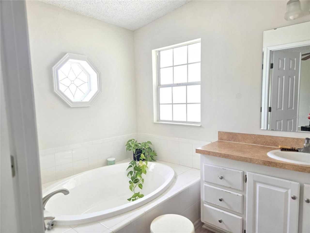 2304 Kingston Street S, Saint Petersburg, FL 33711 Photo