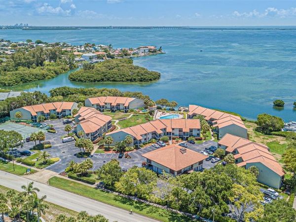 1515 S PINELLAS BAYWAY S S, Unit 29, TIERRA VERDE, FL 33715