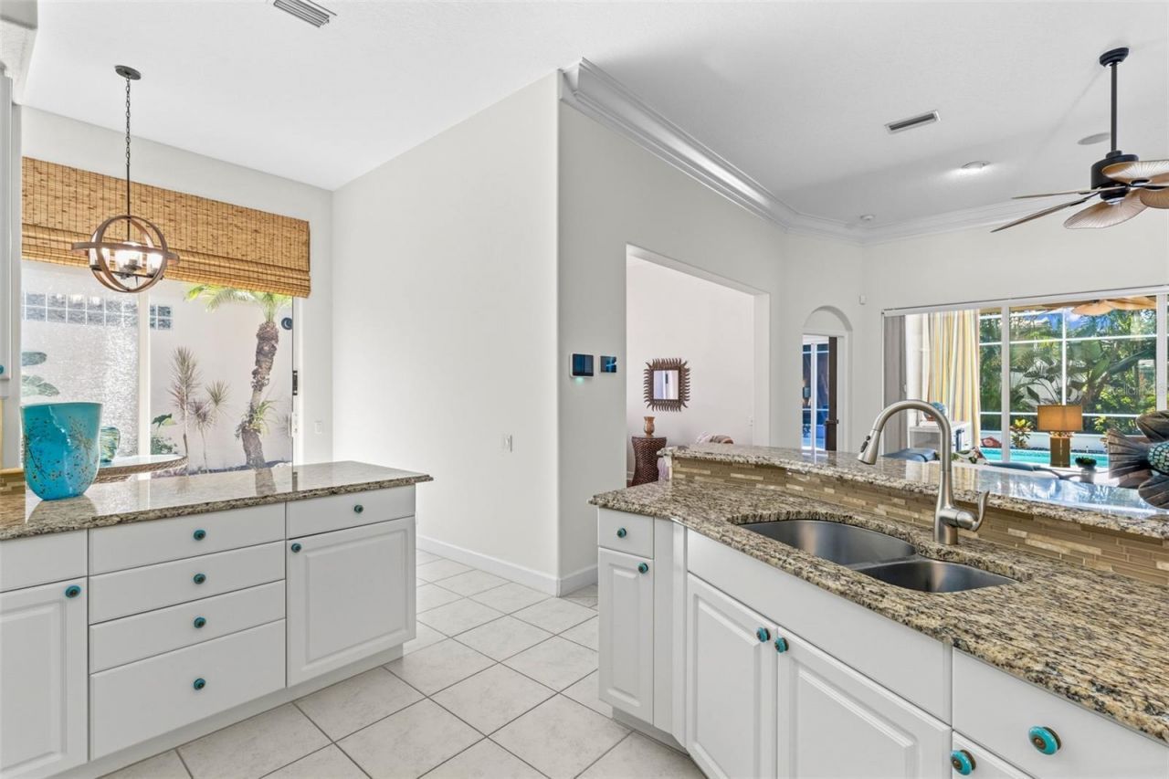 8762 52nd Avenue E, Bradenton, FL 34211 Photo