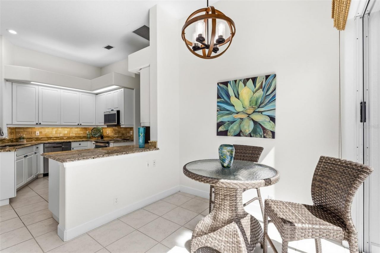 8762 52nd Avenue E, Bradenton, FL 34211 Photo
