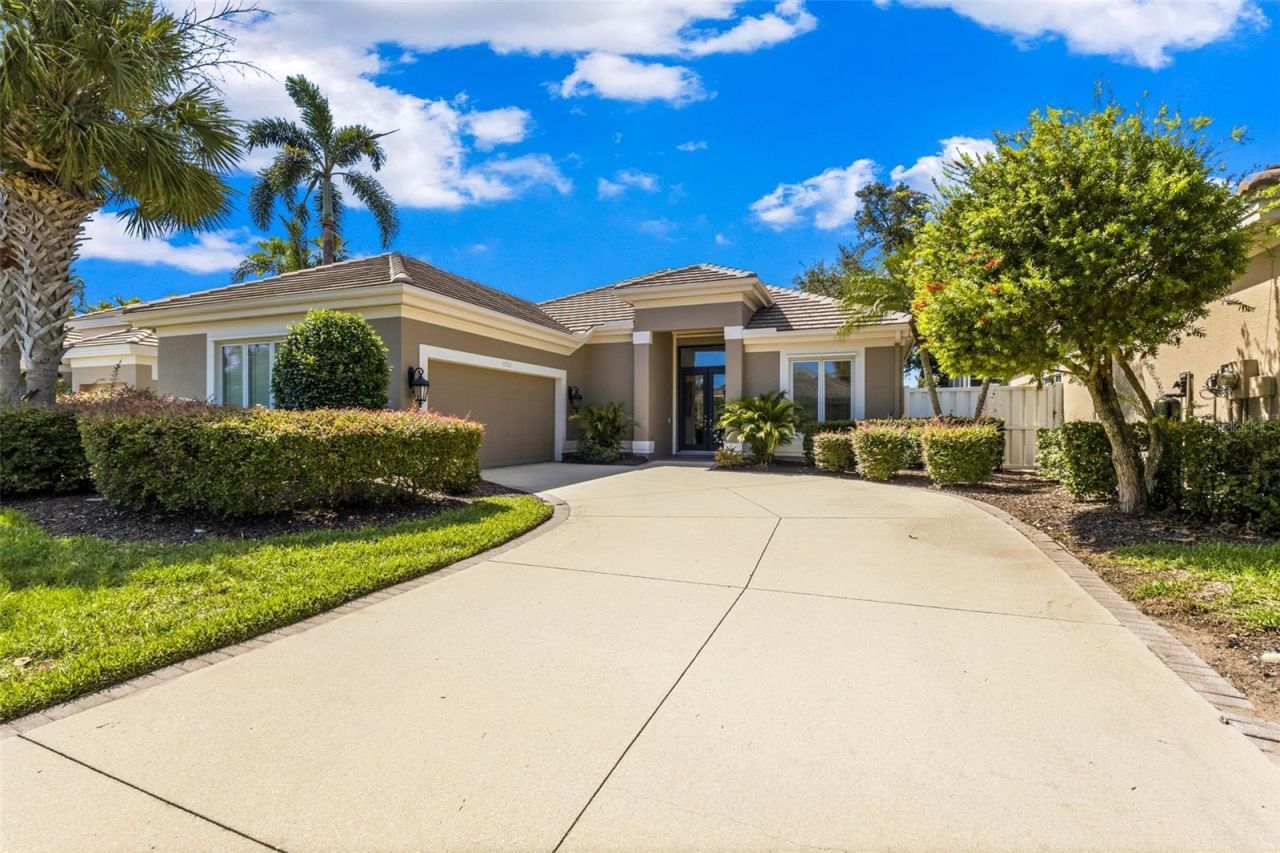 8762 52nd Avenue E, Bradenton, FL 34211 Photo