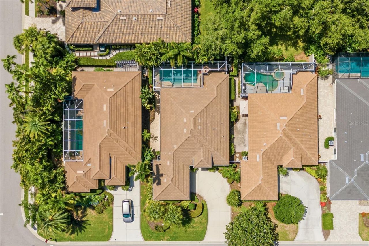 8762 52nd Avenue E, Bradenton, FL 34211 Photo