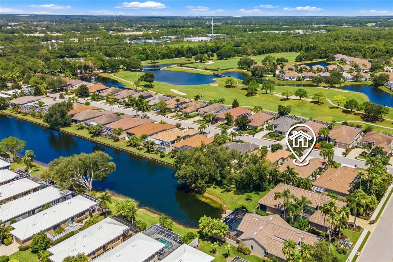 8762 52nd Avenue E, Bradenton, FL 34211 Photo