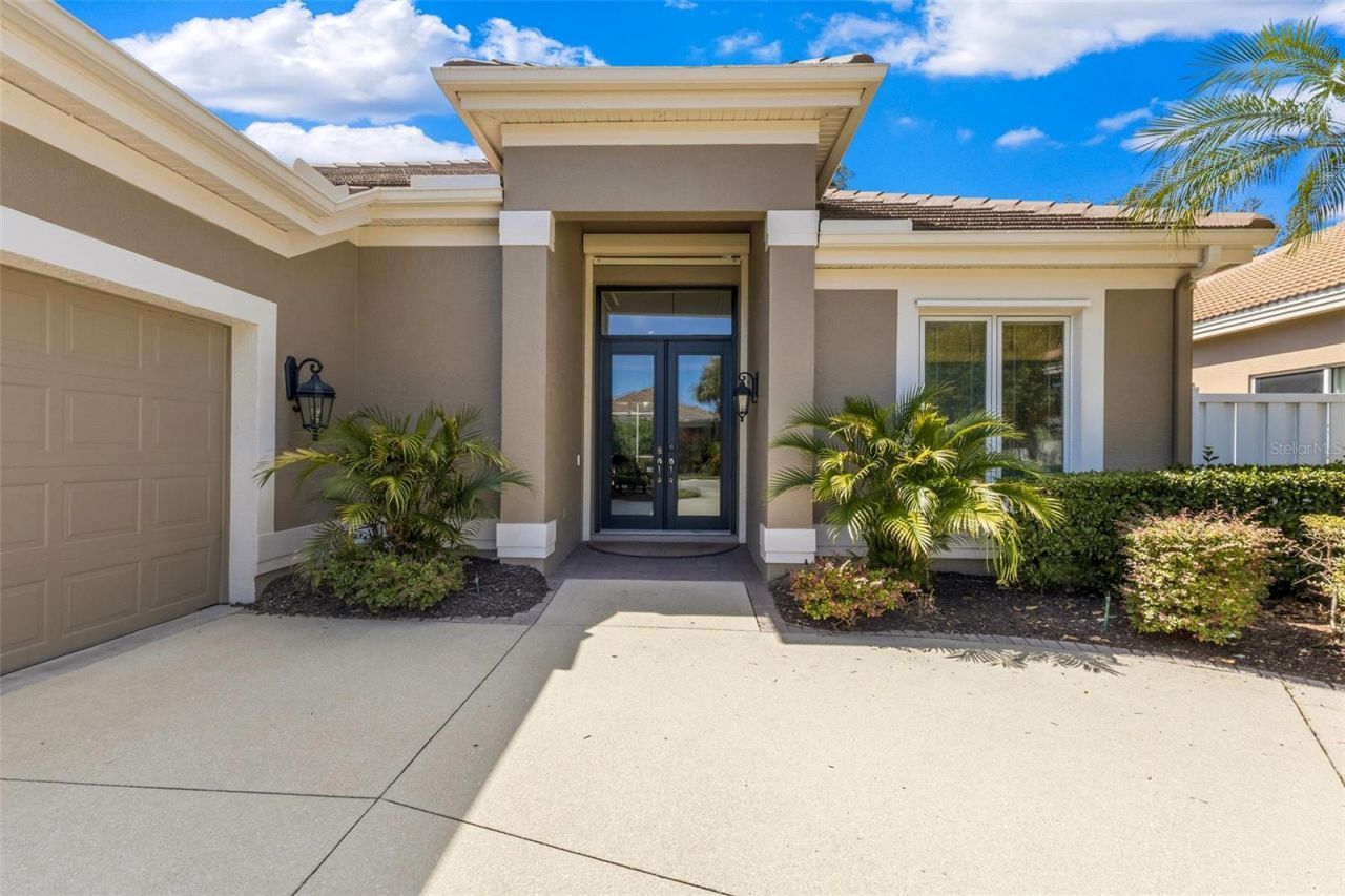8762 52nd Avenue E, Bradenton, FL 34211 Photo